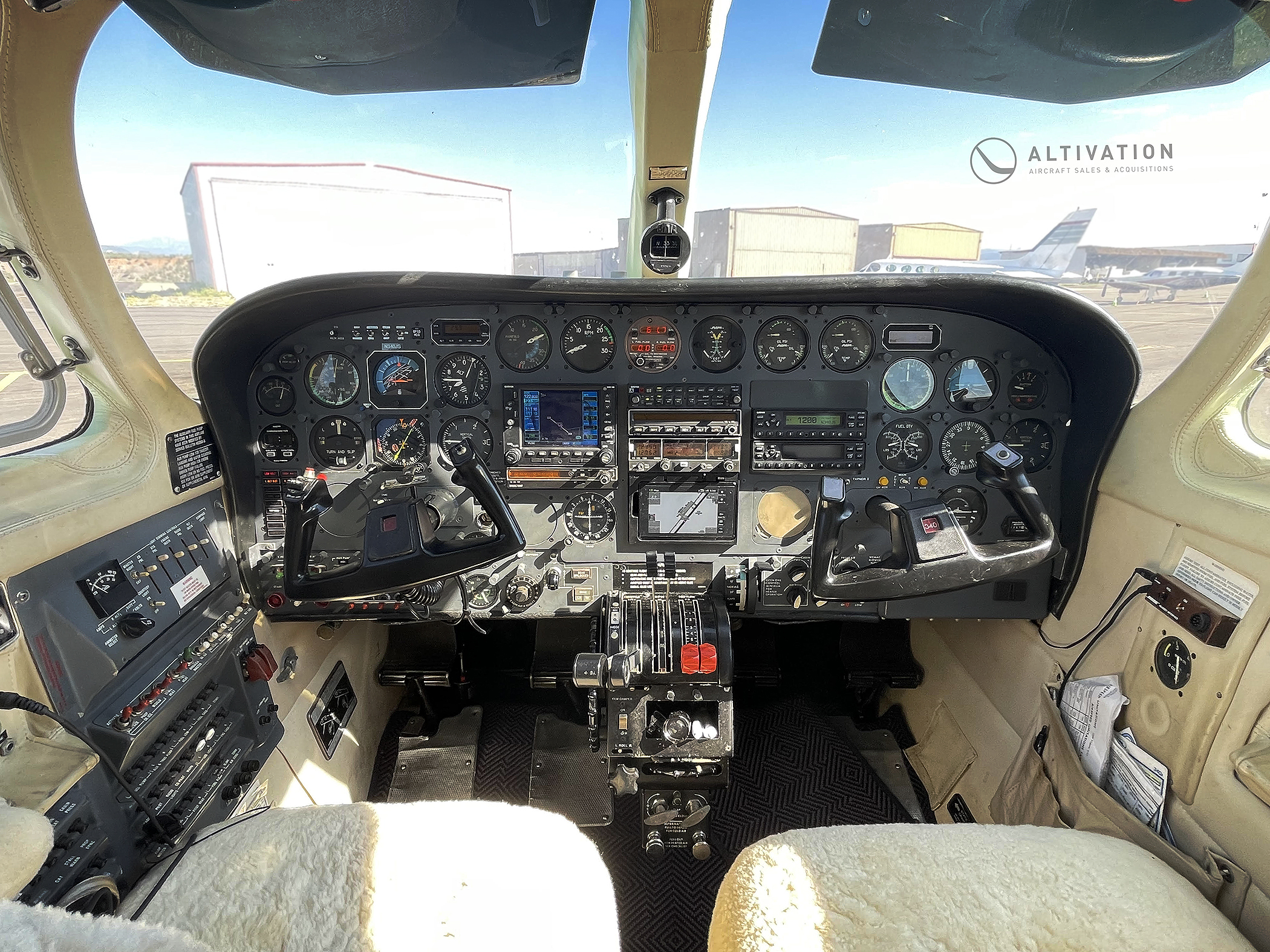 Cessna 340_Panel